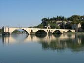 pont Saint-Bénezet ou pont d'Avignon, ses chapelles Saint-Bénezet et Saint-Nicolas et ses tours d'entrée dites Châtelet et tour Philippe-le-Bel