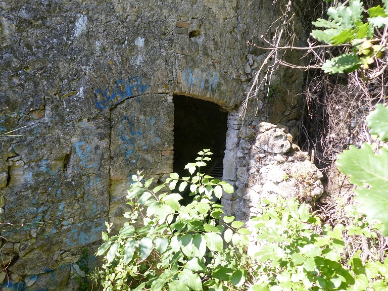 Elévation nord, premier niveau. Porte charretière.