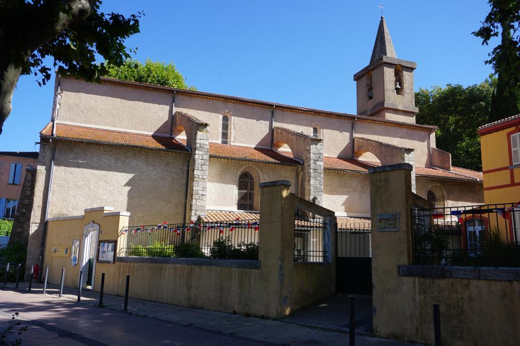 Vue extérieure de situation depuis le sud-ouest.