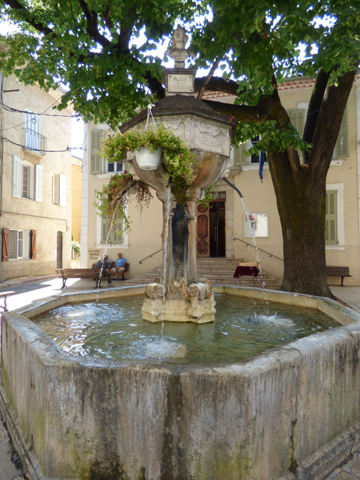 fontaine de la IVe République