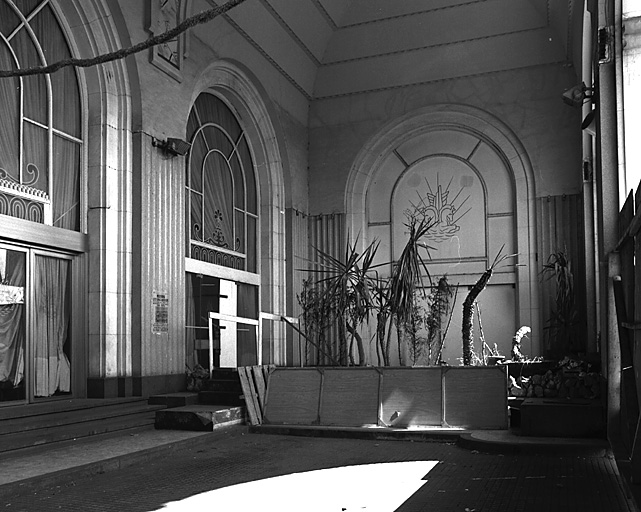 casino dit Palais de la Méditerranée, actuellement casino et hôtel de voyageurs dits Palais de la Méditerranée