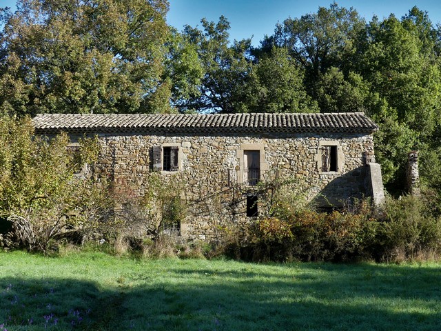 Bâtiment principal. Vue d'ensemble prise du sud.