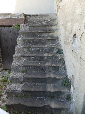 Elévation ouest, escalier extérieur.