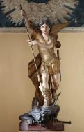 Groupe sculpté : saint Michel terrassant le démon