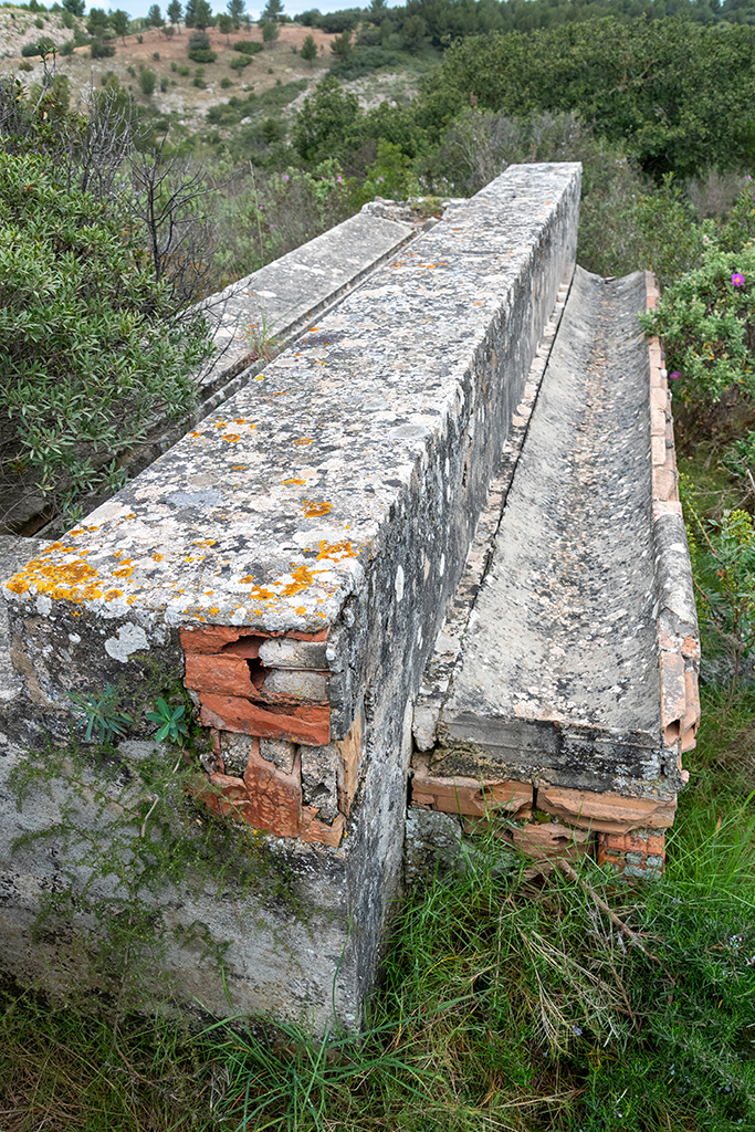 Lavoir et lavabo collectif, au nord-ouest de la batterie