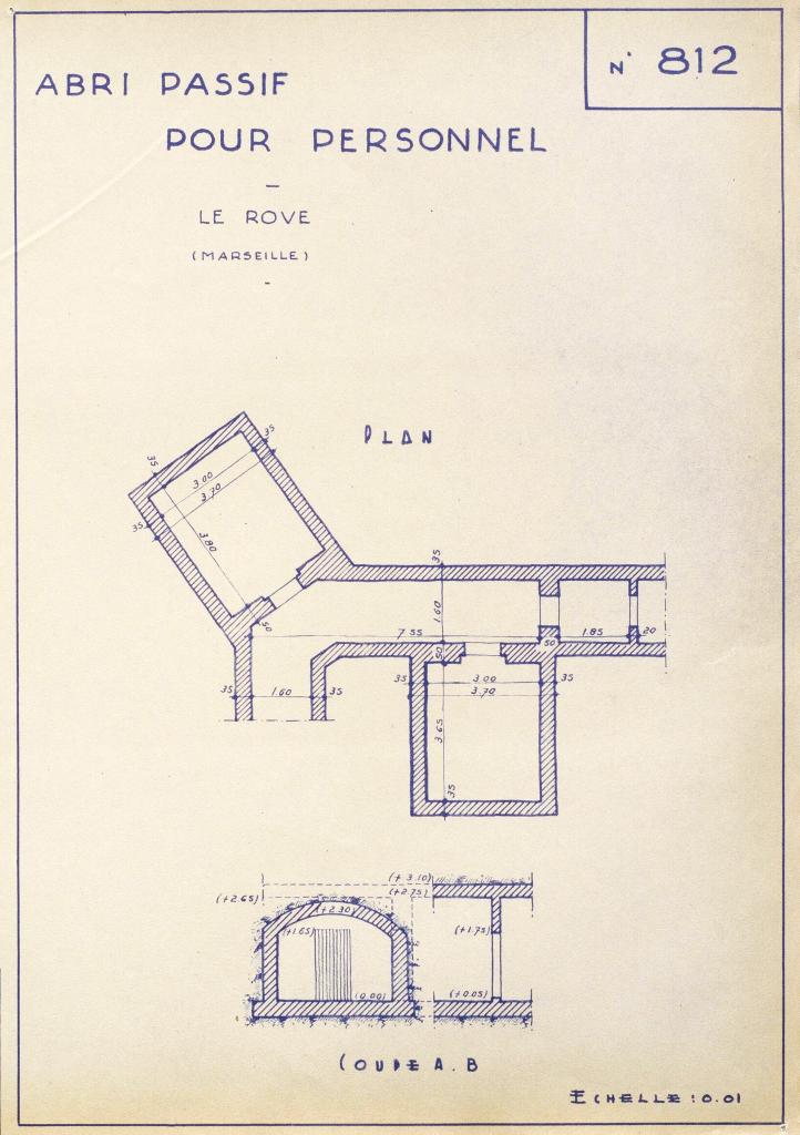 [Plan et coupes de segments de galerie avec abris passifs dans la batterie du Rove], 1946. Galerie d’accès à la première casemate.