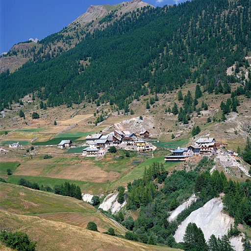 présentation de la commune de Château-Ville-Vieille