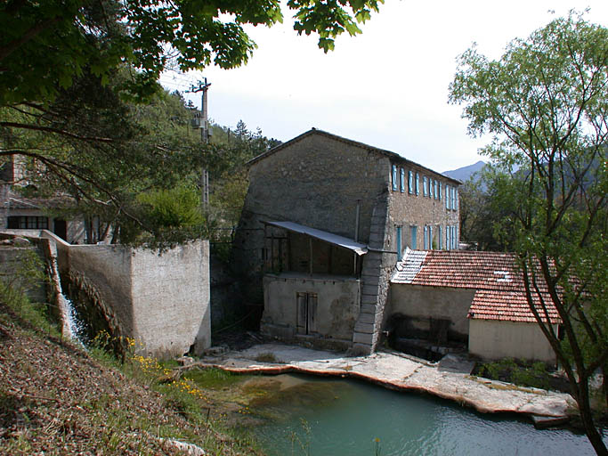 moulins du Salaou actuellement hôtel de voyageurs