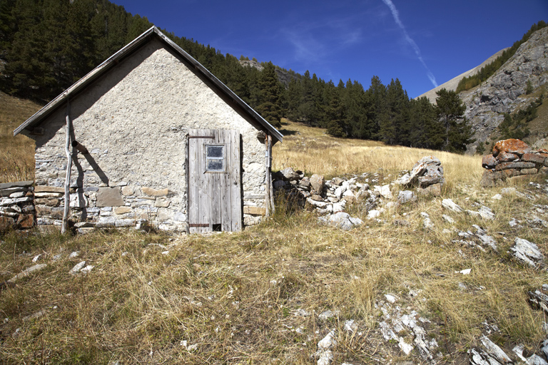 ensemble pastoral dit cabane du Vallonnet