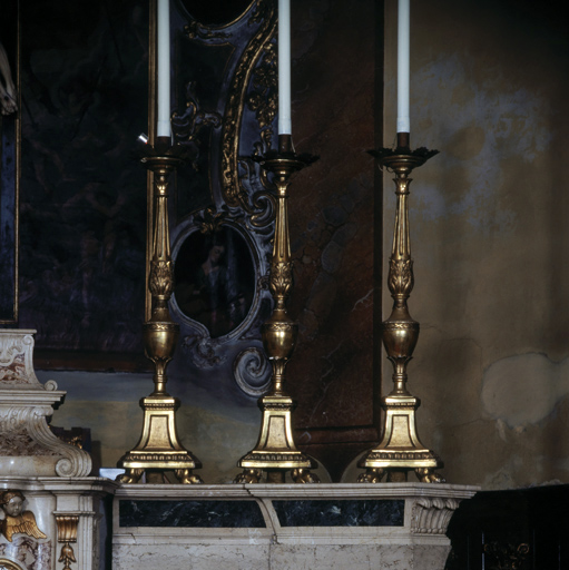 ensemble de 6 chandeliers d'autel (No 1)