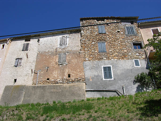 maisons en série (série de 3)