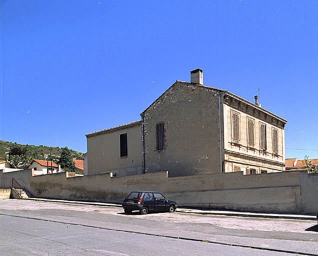 maison d'industriel dite maison Pierre, puis gendarmerie