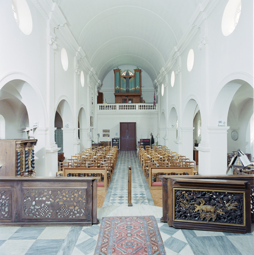 Le mobilier de l'église d'anglicans Saint-Michael