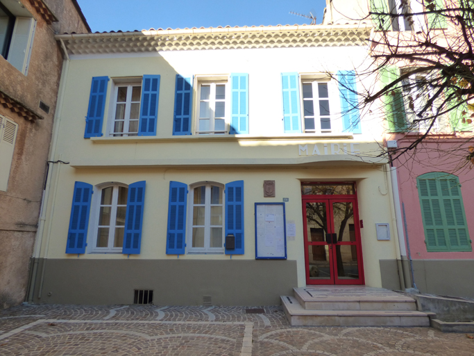 Ecole de garçons (actuellement mairie), Rougiers.