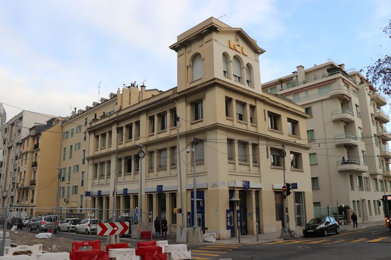 Banque, agence bancaire du Crédit Lyonnais