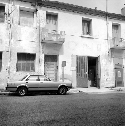 Façade antérieure ouest, vue partielle.