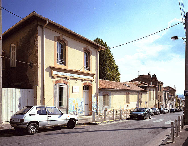 Fig. 04 - Ecole maternelle du boulevard Albin-Bandini, construite en 1907-1908.