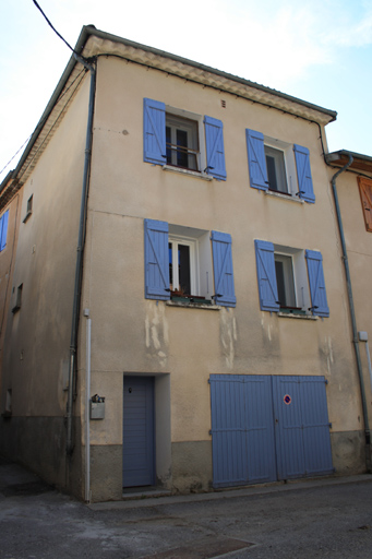 presbytère actuellement maison