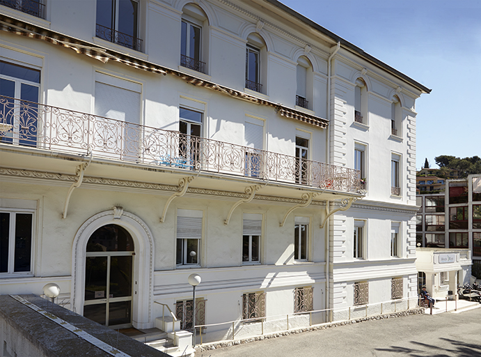 Sanatorium Sainte-Anastasie, actuellement maison de retraite dite EHPAD Maison russe Sainte-Anastasie