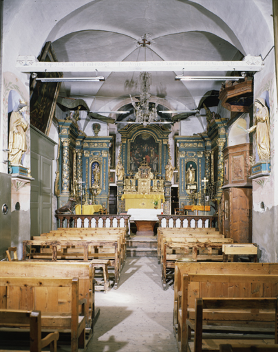 Ensemble du maître-autel (autel, gradins d'autel (2), tabernacle, exposition, statues (4), pièces murales (2), retable)