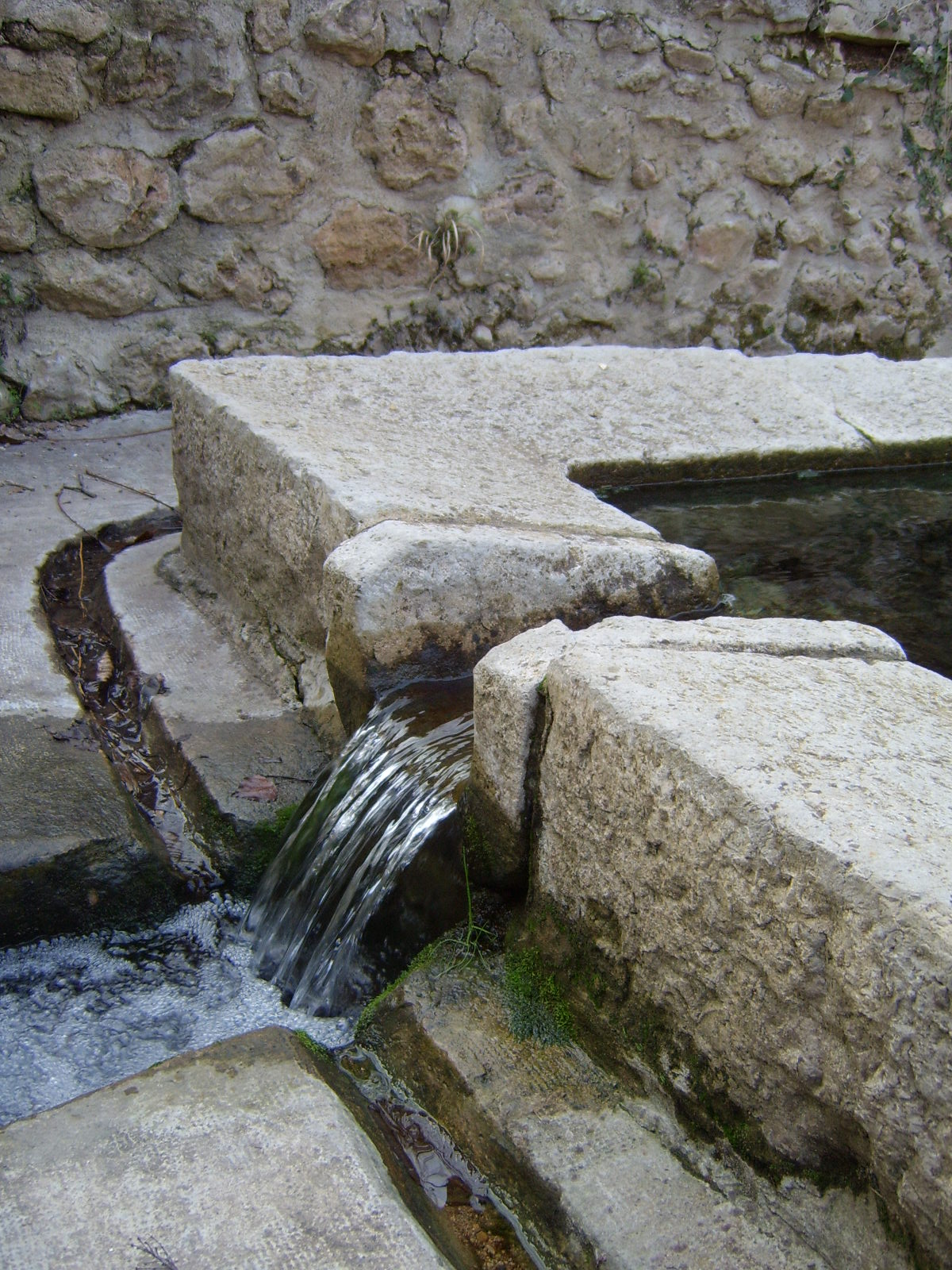 Lavoir de Font-Vieille