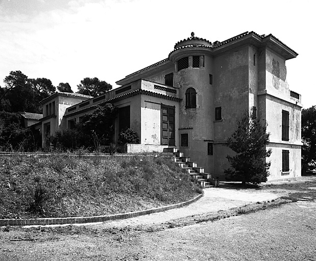 Corps de bâtiment A. Vue de volume prise du nord-ouest.