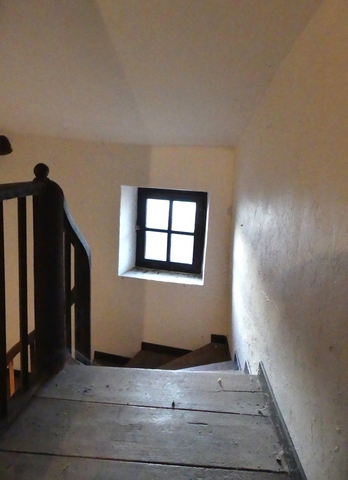 Partie sud. Etage de comble, escalier. Palier, vue de volume prise de l'est.