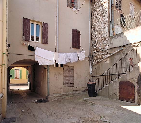 immeuble et maison, du lotissement Laugier-Crillon