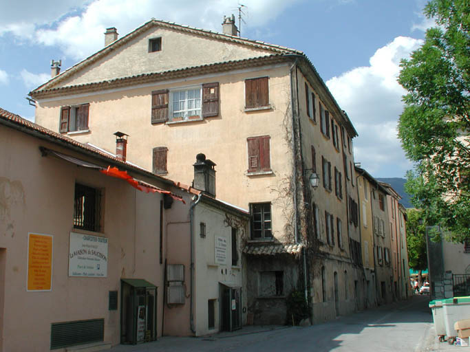 Village de Saint-André-les-Alpes