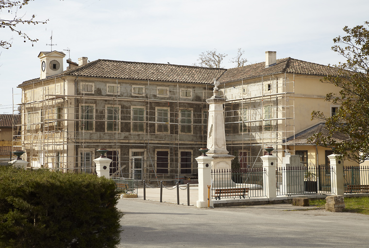 usine de produits explosifs (poudrerie de Saint-Chamas)