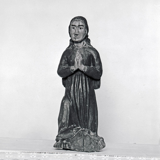 statue (statuette) : Sainte Marguerite d'Antioche (?)