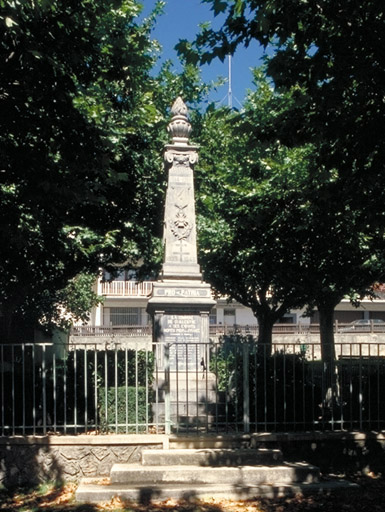 monument aux morts de la guerre de 1914-1918 et de la guerre de 1939-1945