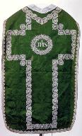 chasuble, voile de calice, bourse de corporal, manipule, pale (ornement vert)