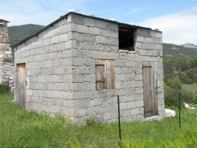 Le Coulet. Entrepôt agricole, multi-fonctionnel polyvalent sans fenil (type 2.3).