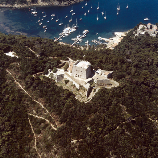 redoute dite Fort de l'Estissac