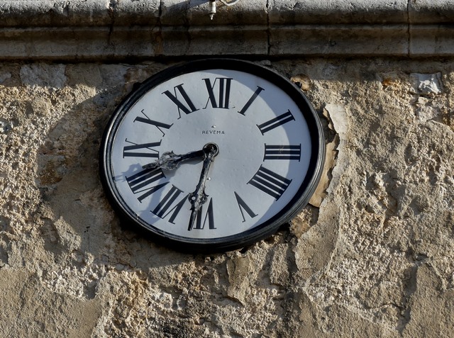 Horloge d'édifice et mécanisme d'horloge