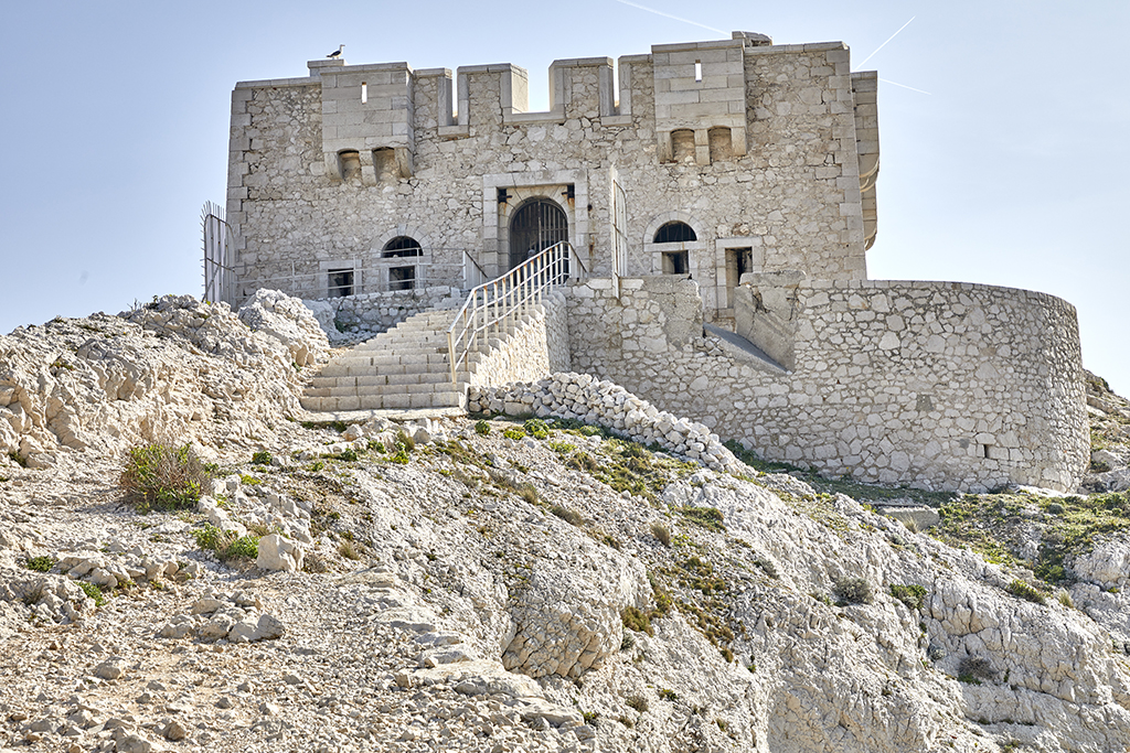 Tour de Pomeguet, façade d'entrée nord 