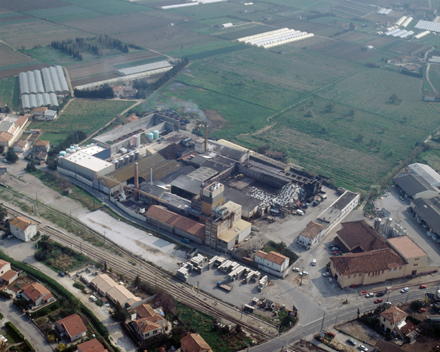 coopérative agricole dite Distillerie coopérative La Varoise