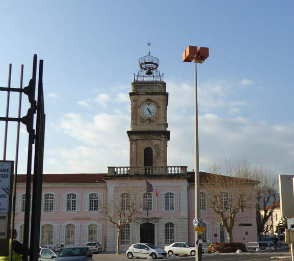 bassin de radoub dit darse de l'horloge