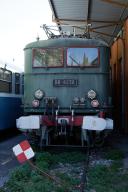 Matériel de transport ferroviaire : locomotive BB 8238 appartenant à la série des BB 8100