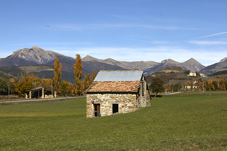 entrepôts agricoles, remises agricoles, hangars agricoles et bergeries du Pays Asses, Verdon, Vaïre, Var