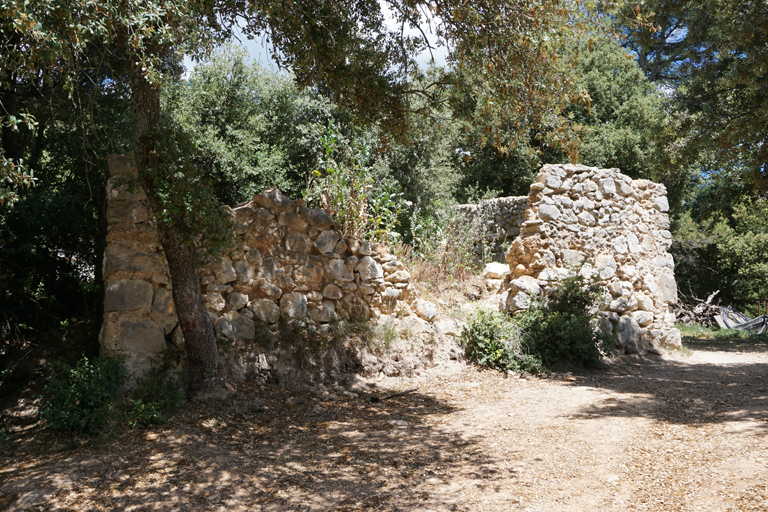 Eglises paroissiales et chapelles de Rians