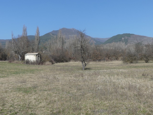Vue de situation prise du sud.
