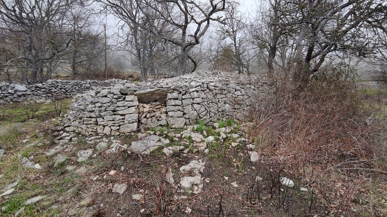 Cabane-pierrier de Nougueiret (2023 E 270).