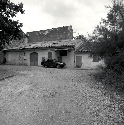 moulin à huile, puis coopérative agricole (coopérative oléicole) dite La Laborieuse