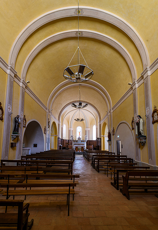 Eglise paroissiale Saint-Julien et chapelle de pénitents blancs