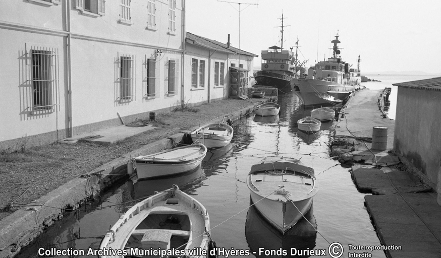 port Pothuau dit aussi port des salins