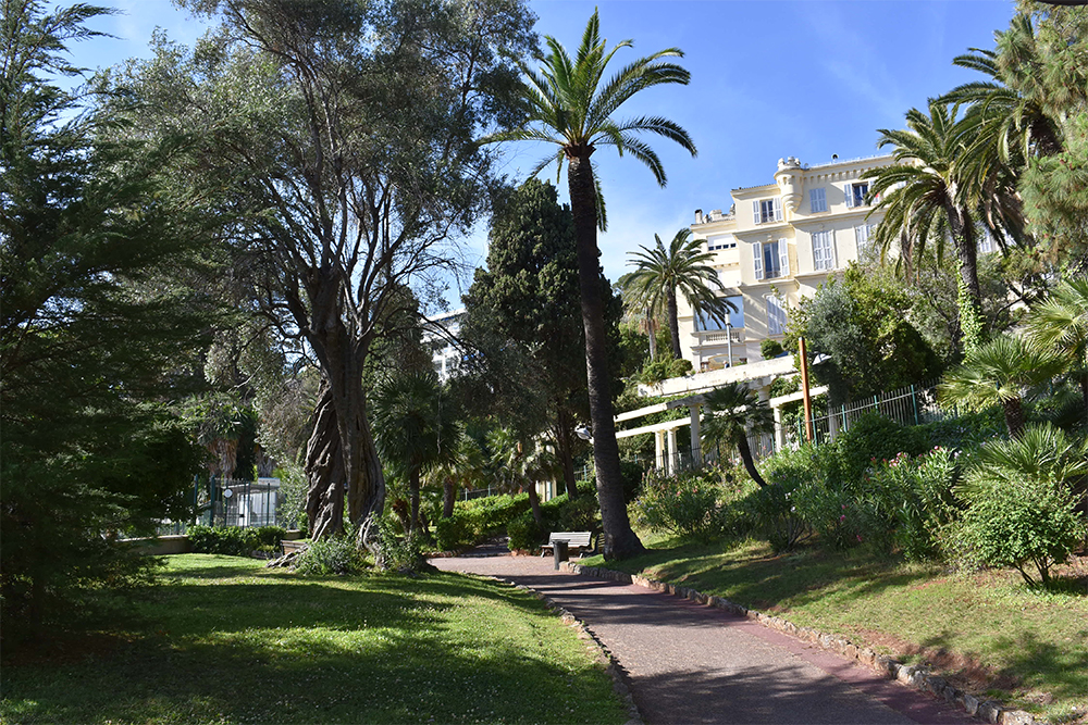 jardin public Théodore de Banville, ancien jardin d'agrément de la Villa La Côte