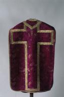 chasuble, étole, manipule, bourse de corporal (ornement violet)