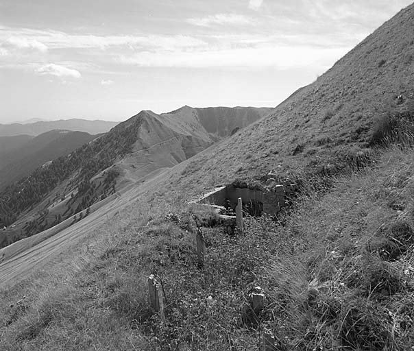 blockhaus dit ouvrage d'avant-poste du Col de Raus, ligne fortifiée des ouvrages d'avant-poste, secteur fortifié des Alpes-Maritimes